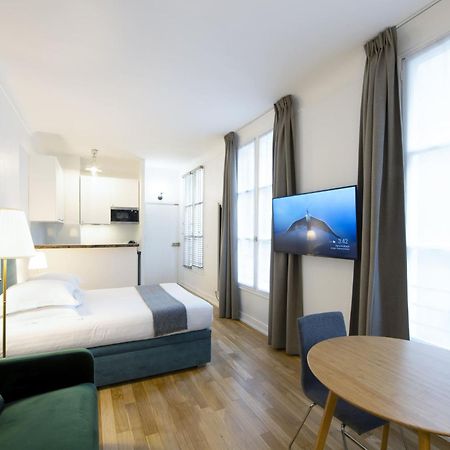 Apartments For Work In City Center Párizs Kültér fotó
