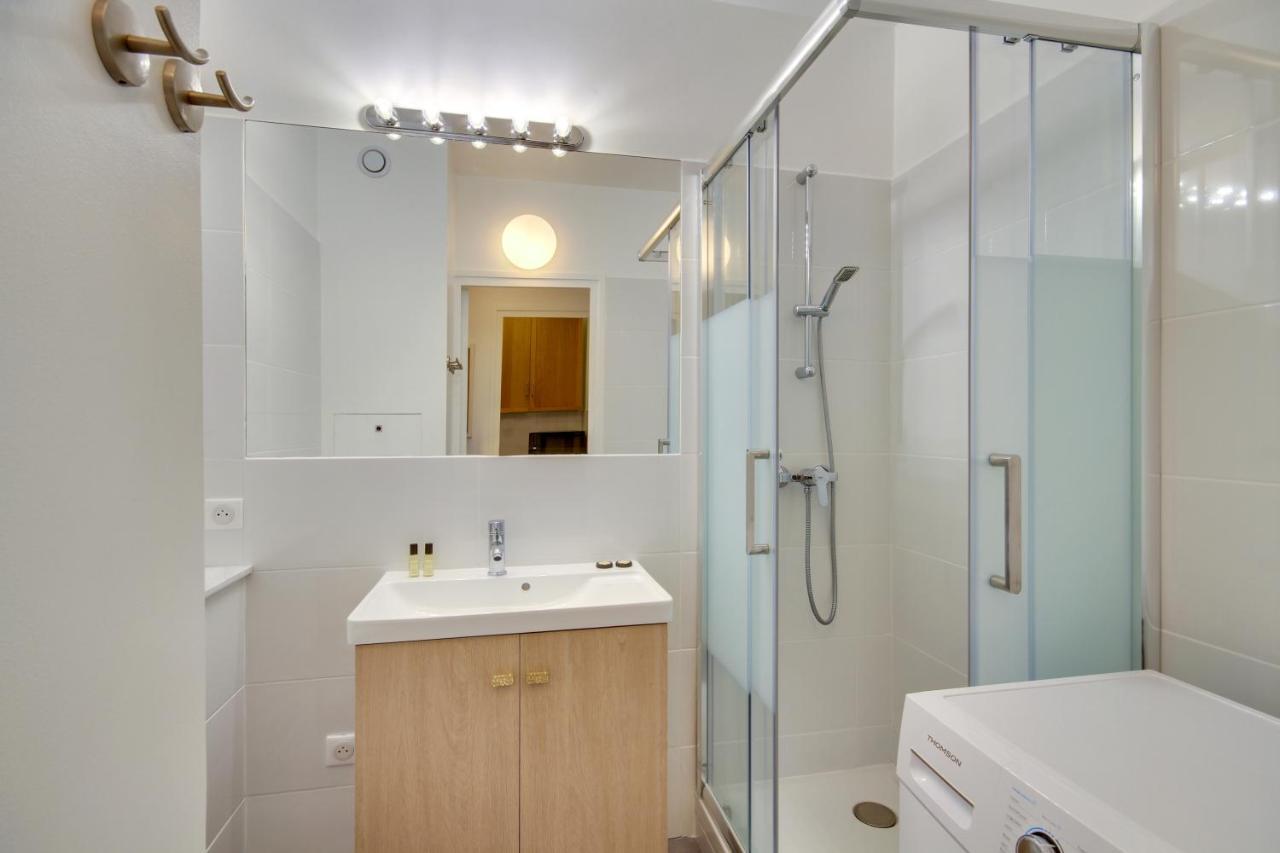 Apartments For Work In City Center Párizs Kültér fotó