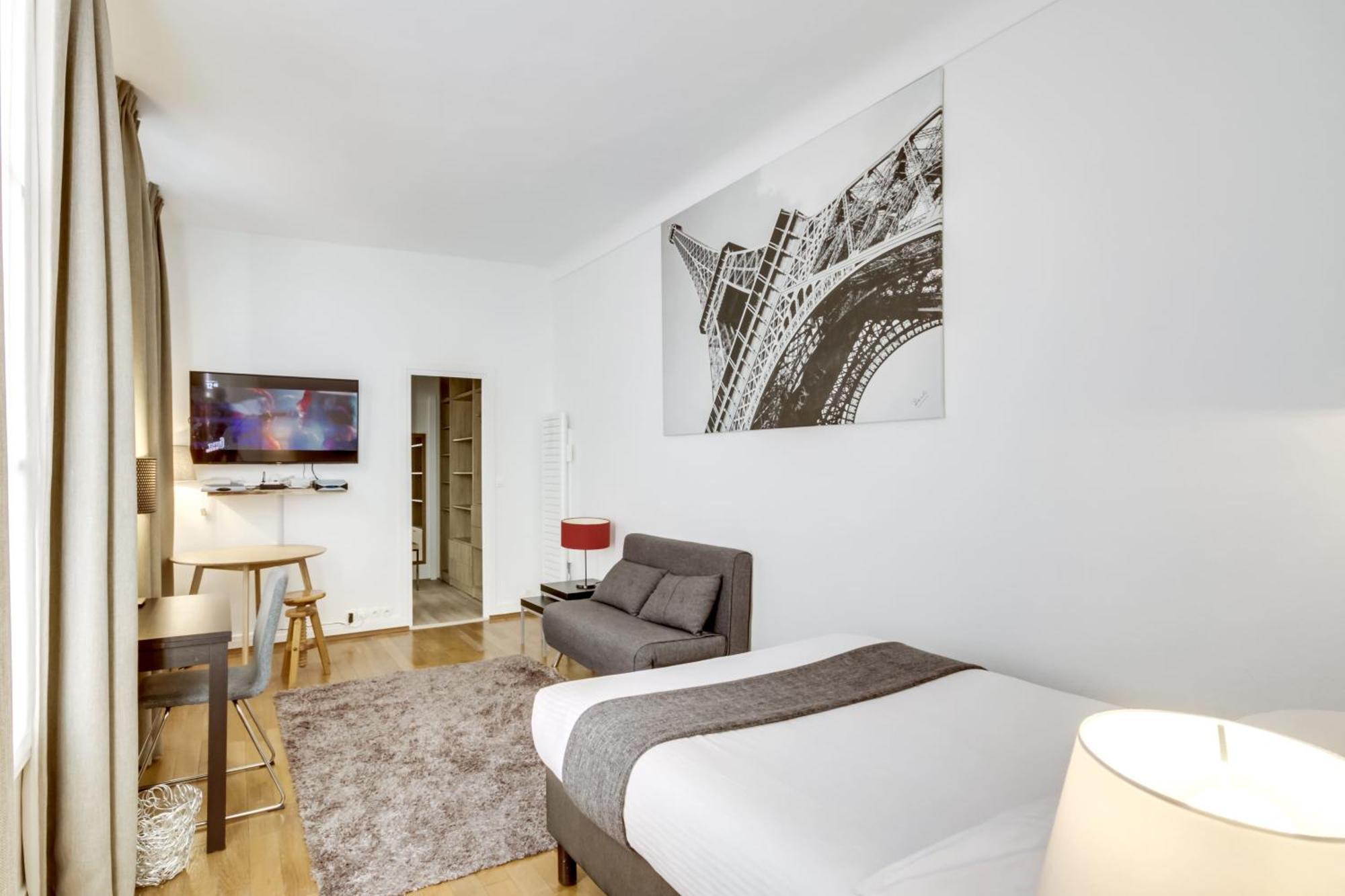 Apartments For Work In City Center Párizs Kültér fotó