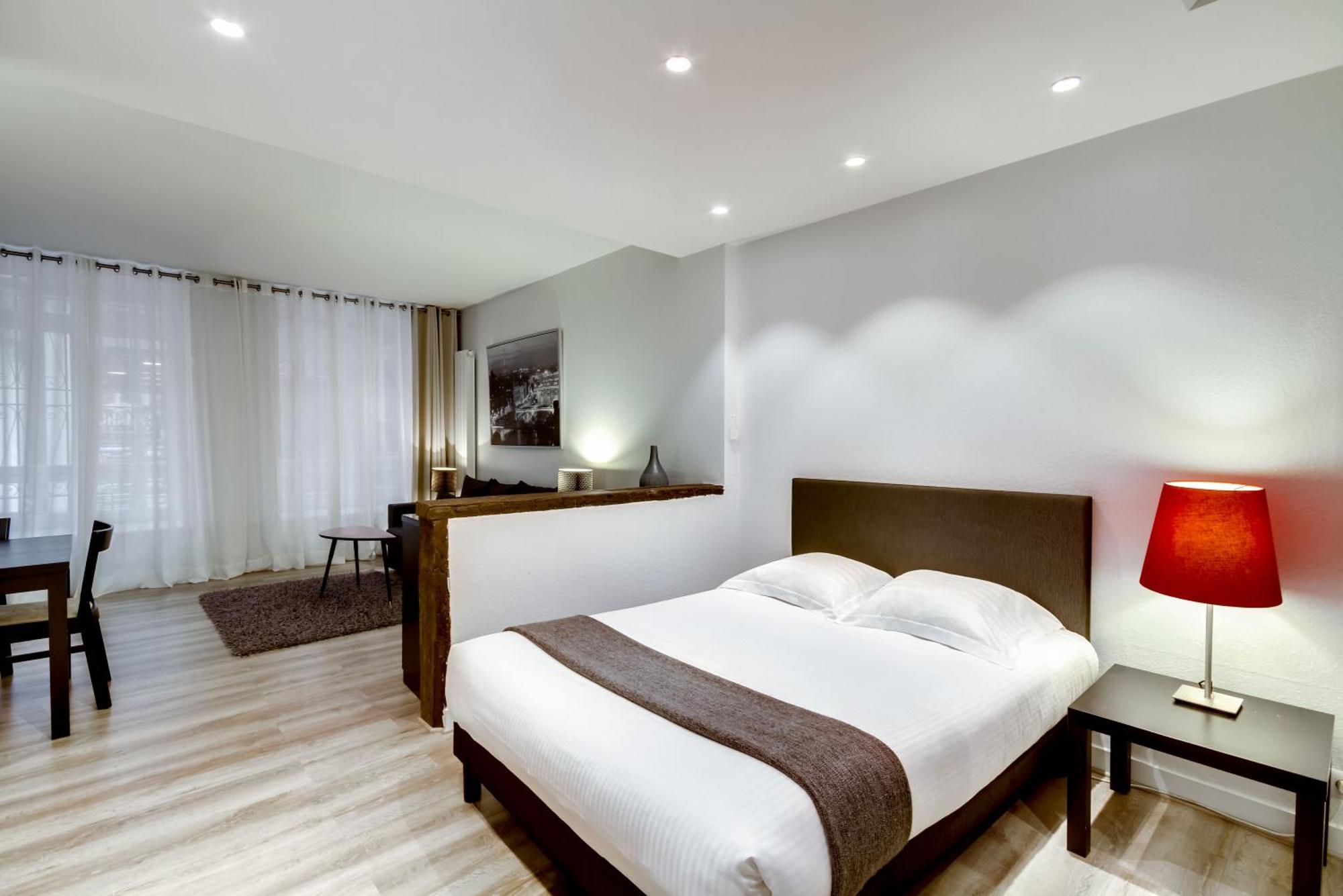 Apartments For Work In City Center Párizs Kültér fotó