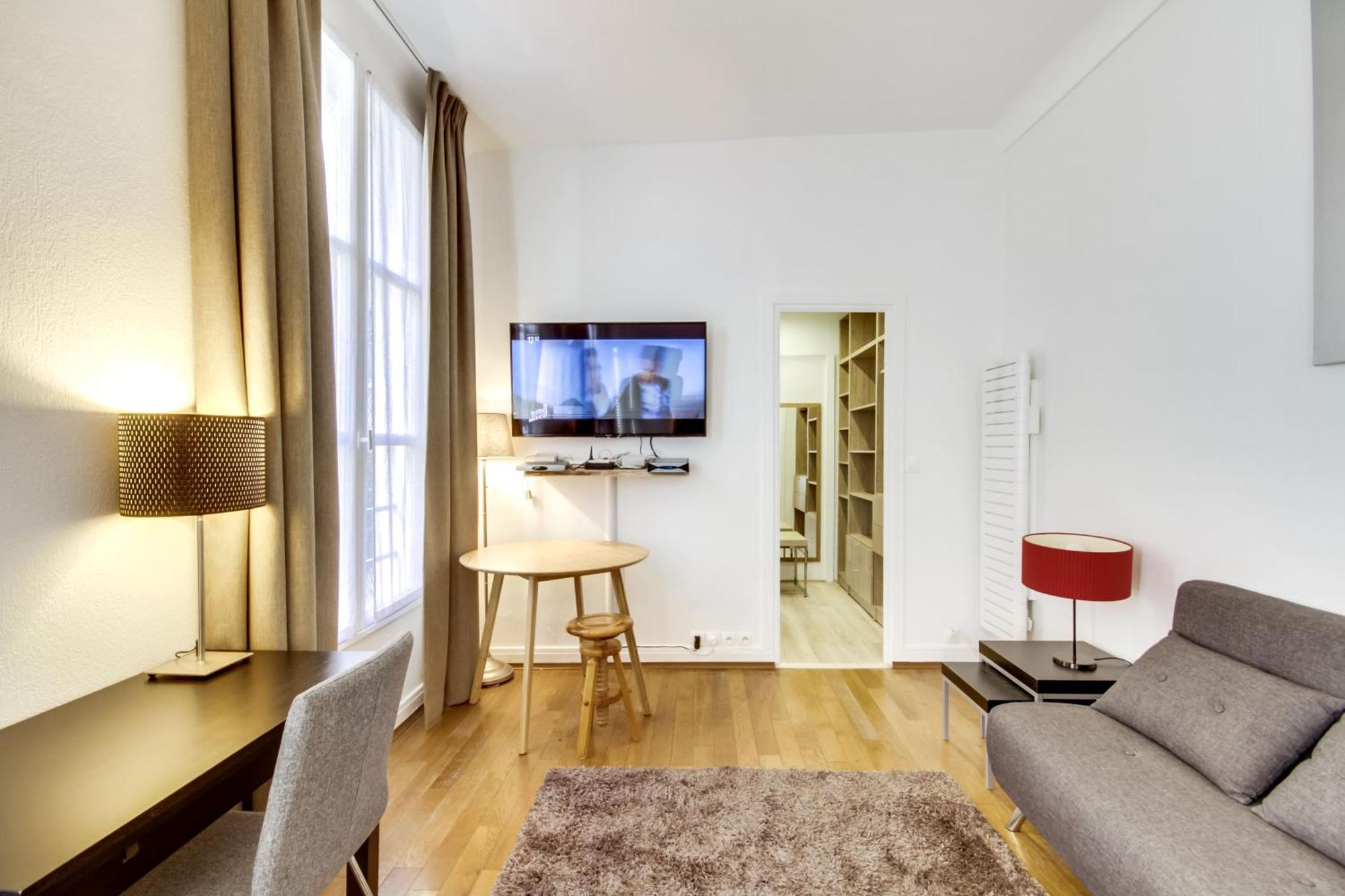 Apartments For Work In City Center Párizs Kültér fotó