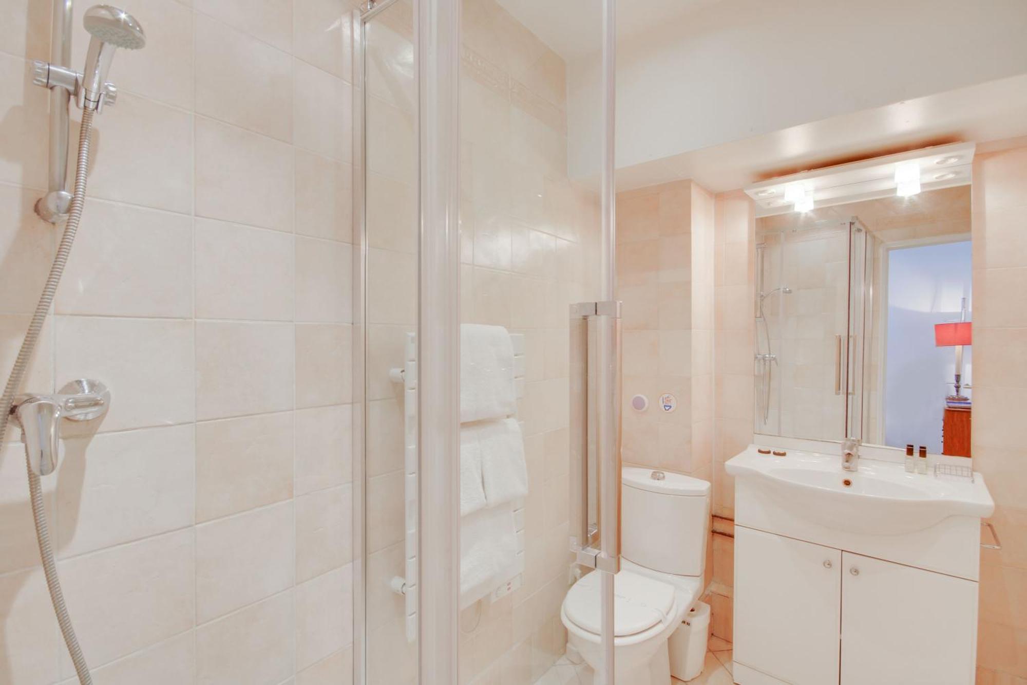 Apartments For Work In City Center Párizs Kültér fotó
